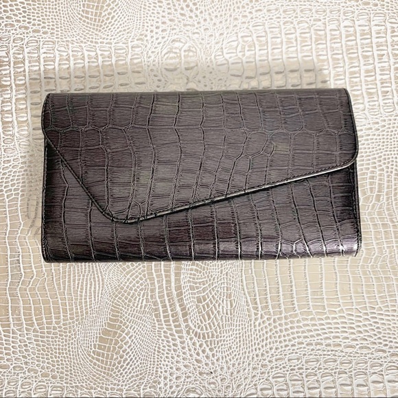 Forever 21 Embossed Metallic Evening Clutch - Picture 1 of 8